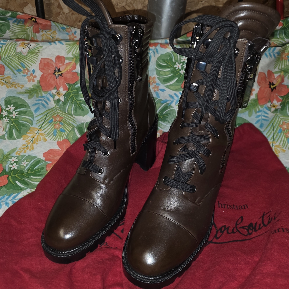 Christian Louboutin Women's Brown Leather Boots Size 42 11